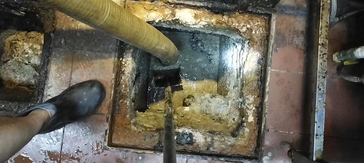 丰县污水池清理一般都有毒气，怎么预防中毒呢？